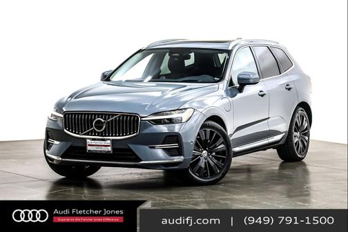 2022 Volvo XC60 Recharge Plug-In Hybrid T8 Inscription