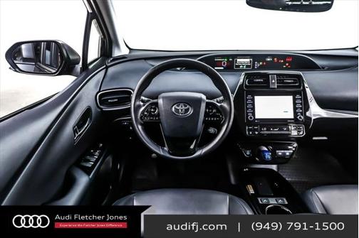 2022 Toyota Prius L