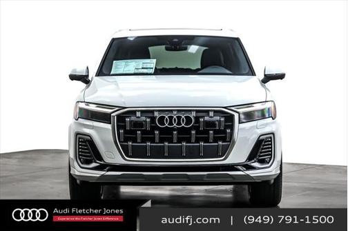 2025 Audi Q7 55 Premium Plus