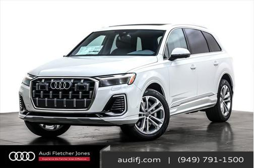 2025 Audi Q7 55 Premium Plus