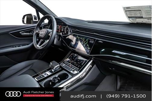 2025 Audi Q7 55 Premium Plus