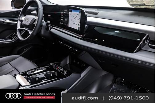 2025 Audi Q6 e-tron Premium quattro
