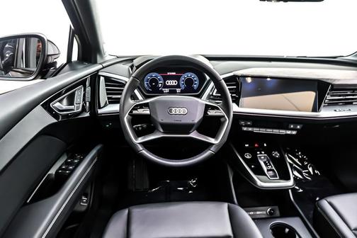 2025 Audi Q4 e-tron Premium 45 quattro