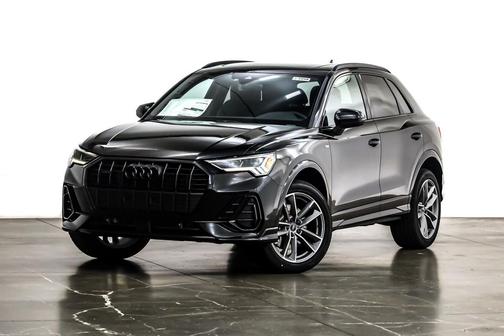2025 Audi Q3 Premium 45 TFSI S line quattro Tiptronic
