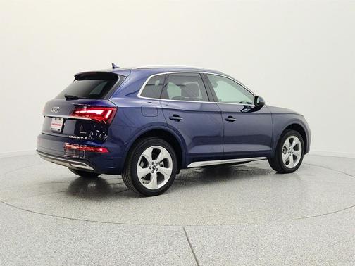 Navarra Blue Metallic 2021 Audi Q5 45 Premium Plus