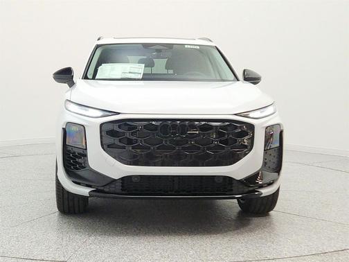 Glacier White Metallic 2026 Audi Q3 TFSI quattro S tronic