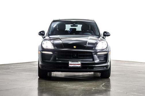 2024 Porsche Macan AWD