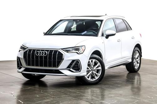 2023 Audi Q3 45 S line Premium Plus