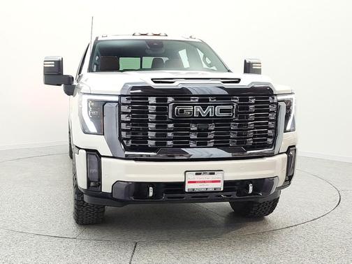 White Frost Tricoat 2024 GMC Sierra 2500 Denali Ultimate