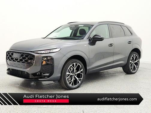 Daytona Gray Pearl Effect 2026 Audi Q3 TFSI quattro S tronic