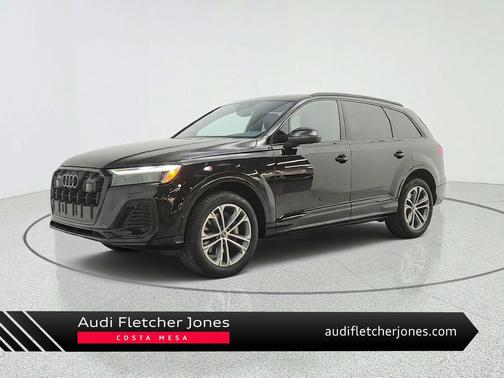Mythos Black Metallic 2025 Audi Q7 45 Premium Plus