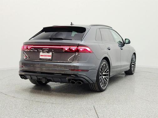Daytona Gray Pearl Effect 2026 Audi SQ8 4.0T Prestige