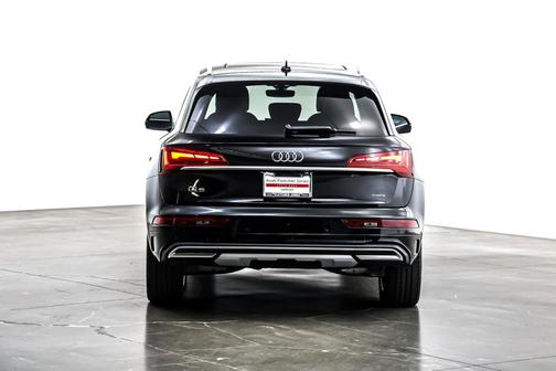 2023 Audi Q5 40 Premium