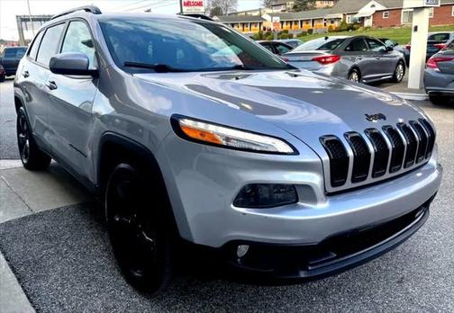 2018 Jeep Cherokee Latitude