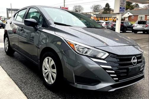 2023 Nissan Versa 1.6 S