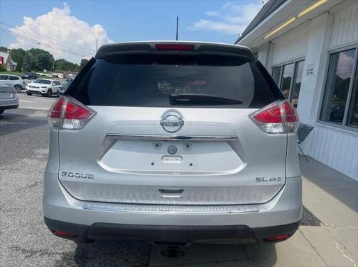 2015 Nissan Rogue SL