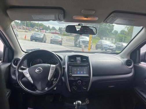 2018 Nissan Versa 1.6 SV