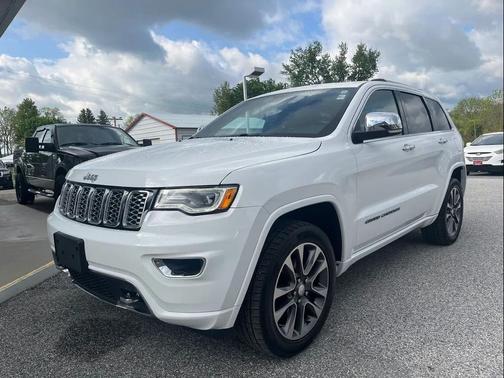 Bright White Clearcoat 2017 Jeep Grand Cherokee Overland