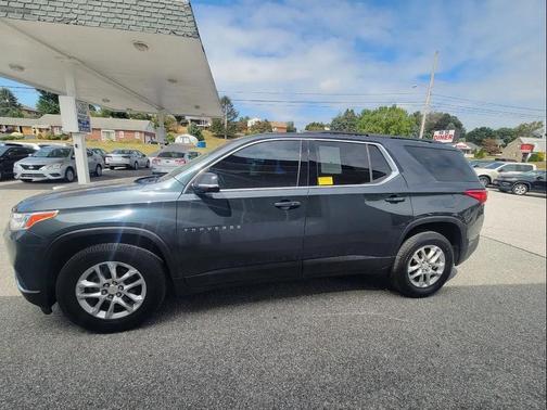 2020 Chevrolet Traverse LT Cloth