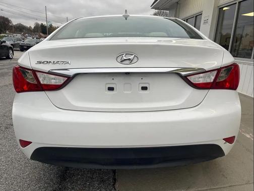 2014 Hyundai SONATA GLS