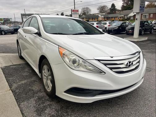 2014 Hyundai SONATA GLS