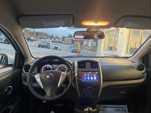 2019 Nissan Versa 1.6 SV