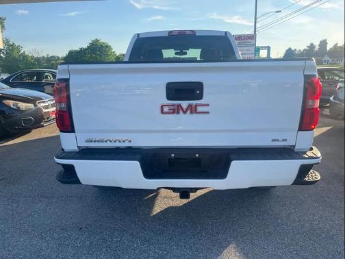 Summit White 2017 GMC Sierra 1500 SLE