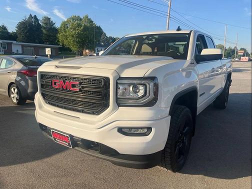Summit White 2017 GMC Sierra 1500 SLE