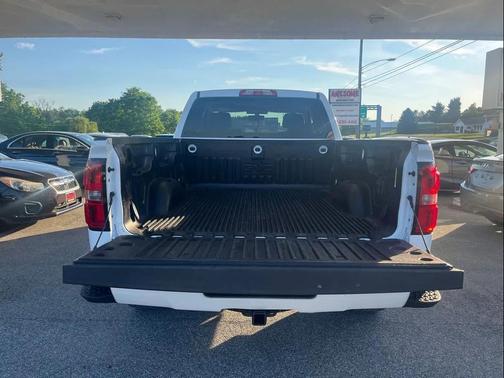 Summit White 2017 GMC Sierra 1500 SLE