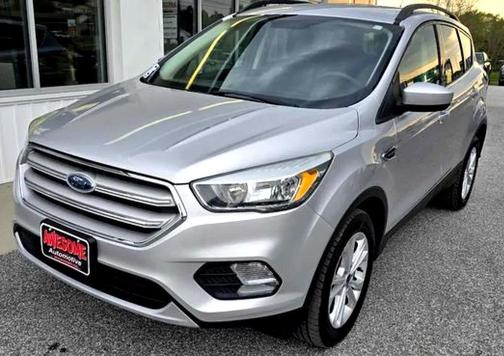 White 2018 Ford Escape SE