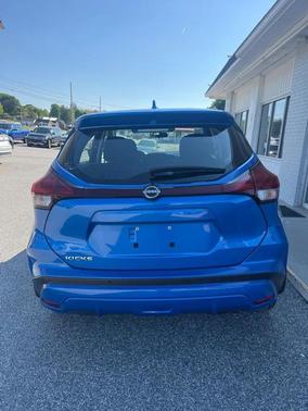 Electric Blue Metallic 2023 Nissan Kicks S
