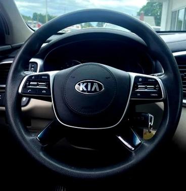 Ebony Black 2019 Kia Sorento LX