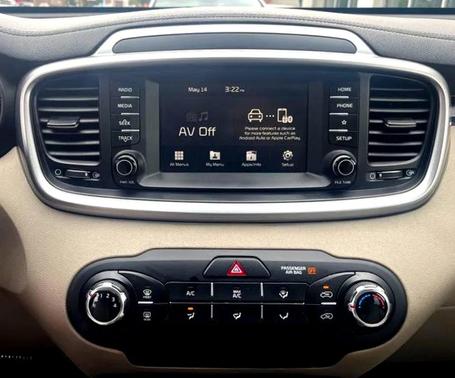 Ebony Black 2019 Kia Sorento LX