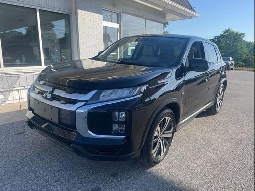 Labrador Black Metallic 2021 Mitsubishi Outlander Sport 2.0 ES