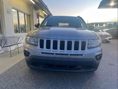 Billet Silver Metallic Clearcoat 2016 Jeep Compass Sport