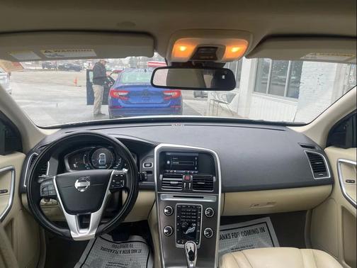 2014 Volvo XC60 Base