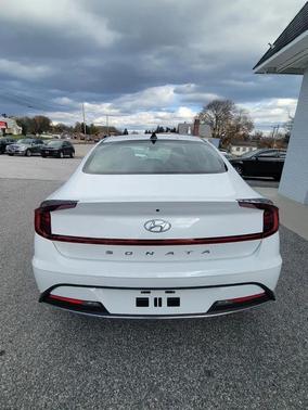 2022 Hyundai SONATA SE