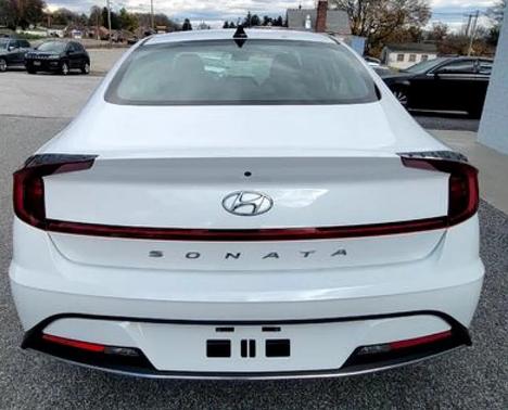 2022 Hyundai SONATA SE