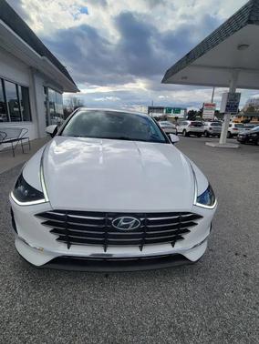 2022 Hyundai SONATA SE