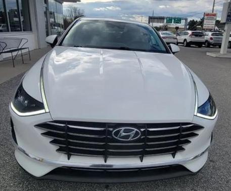 2022 Hyundai SONATA SE