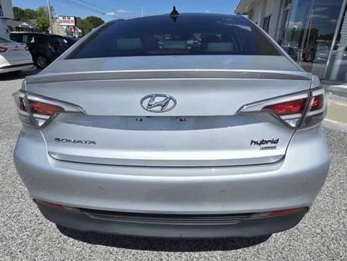 Ion Silver 2017 Hyundai SONATA Hybrid Limited