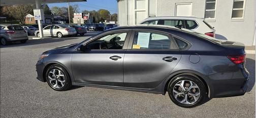 Gravity Gray 2021 Kia Forte LXS