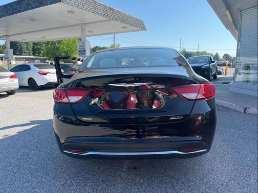 Black 2016 Chrysler 200 Limited