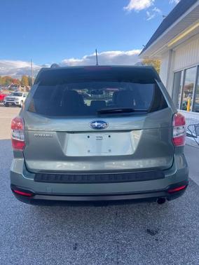 Jasmine Green Metallic 2015 Subaru Forester 2.5i Limited