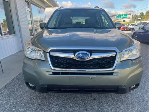 Jasmine Green Metallic 2015 Subaru Forester 2.5i Limited
