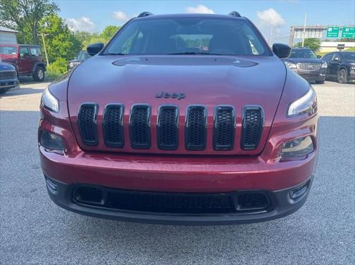 2017 Jeep Cherokee Sport