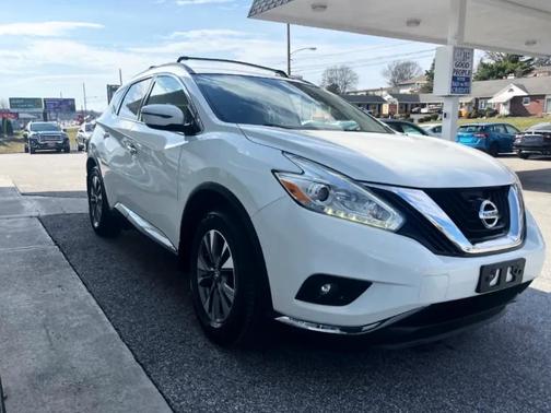 Pearl White 2016 Nissan Murano SV