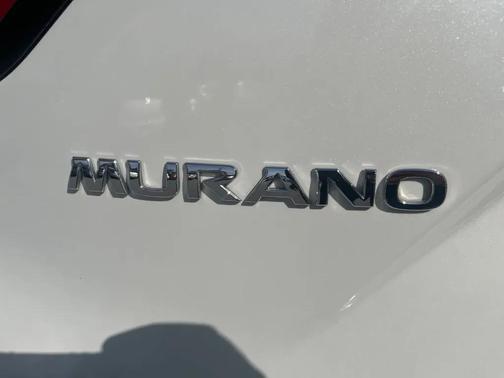 Pearl White 2016 Nissan Murano SV