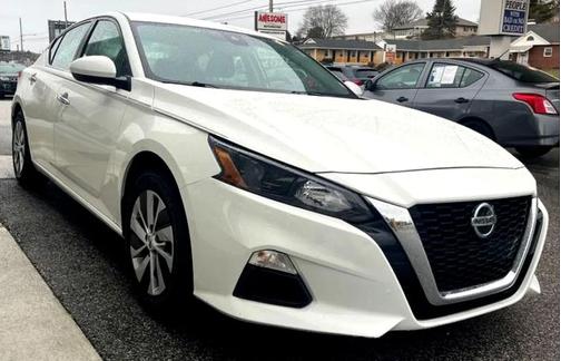 2022 Nissan Altima S FWD