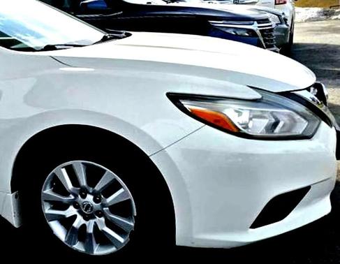 White 2017 Nissan Altima 2.5 S
